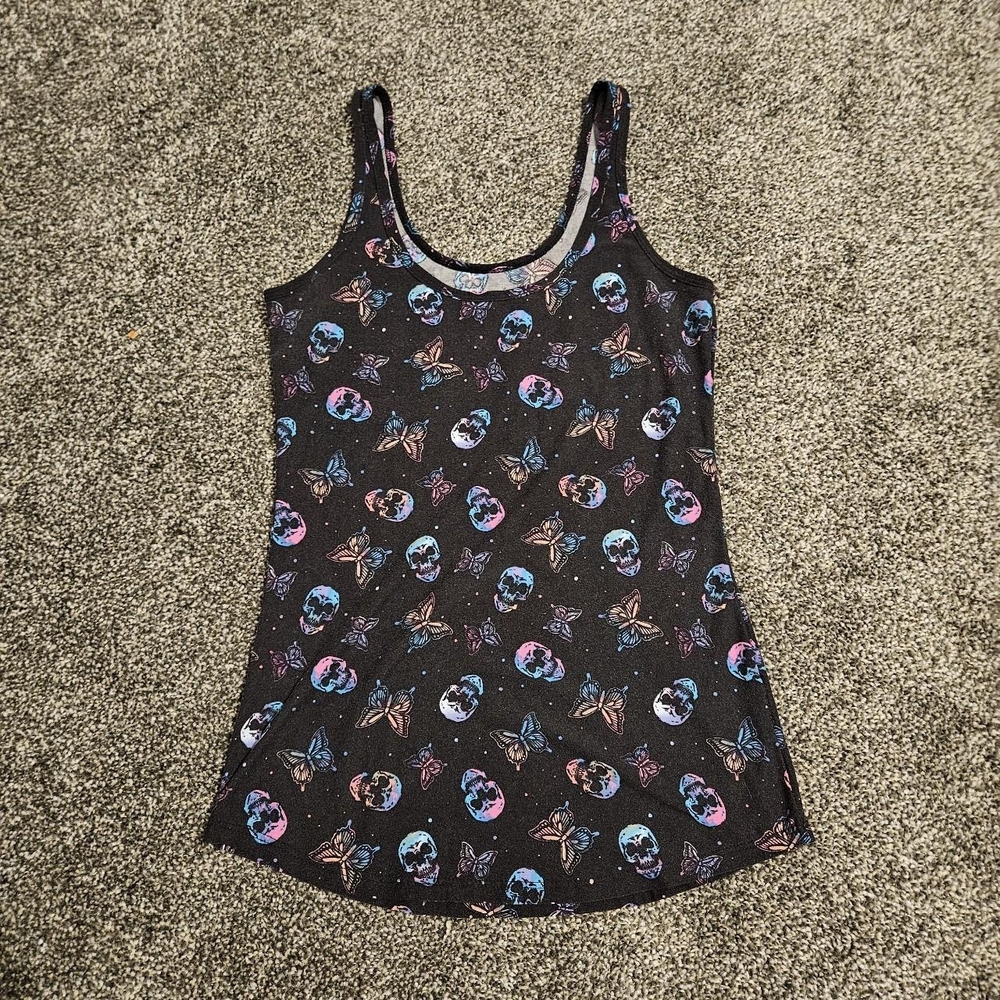 No Boundaries Tank Top Emo